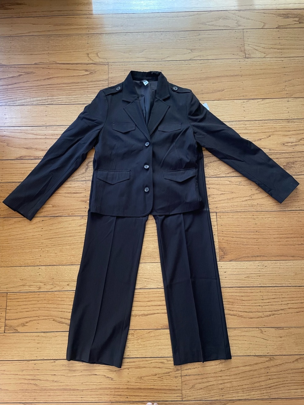 Classic dark brown pinstripe Women's Suit. Pants (NWT) and Blazer (like new)